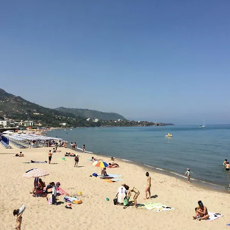 I Colori Al Mare Cefalù